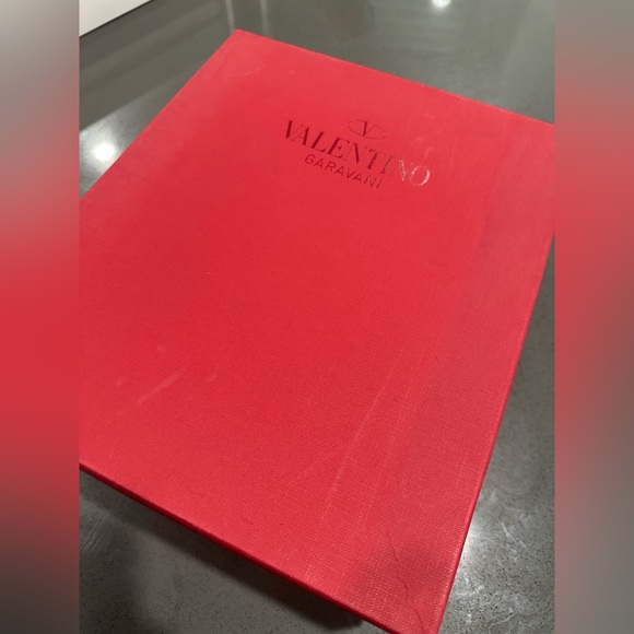 Valentino Garavani Rockstud Flats (SOLD) - Picture 2 of 6